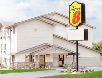 Super 8 By Wyndham Kent/Akron Area Exterior foto